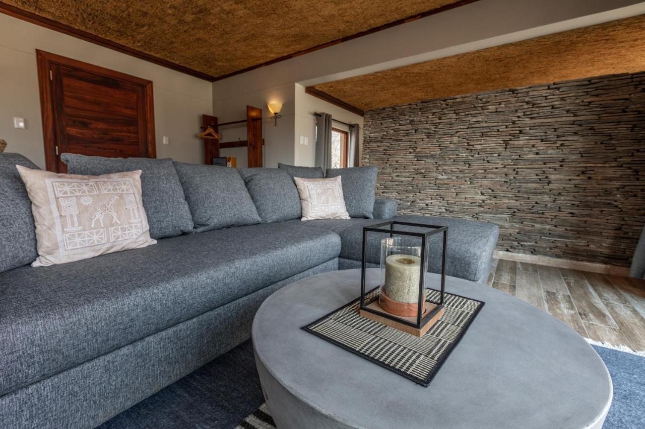 Hohenstein Lodge Usakos 外观 照片