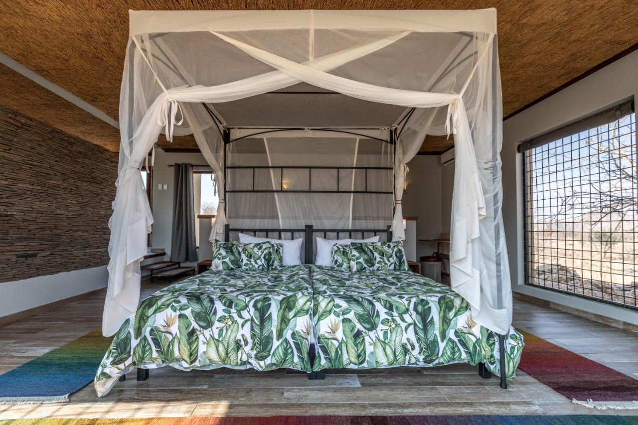 Hohenstein Lodge Usakos 外观 照片