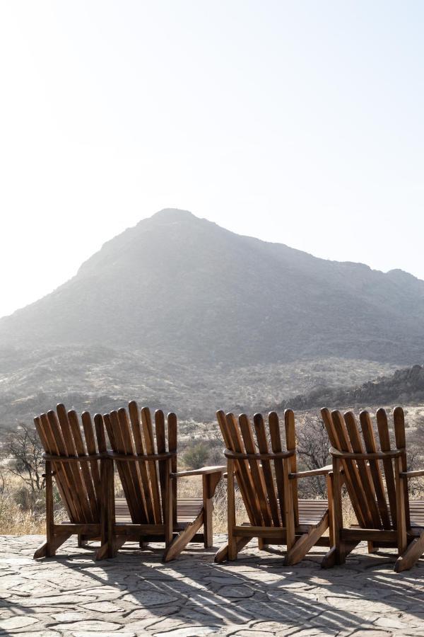 Hohenstein Lodge Usakos 外观 照片